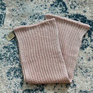 American Eagle Outfitters Blush Infinity Knit Sparkle Scarf  NWT